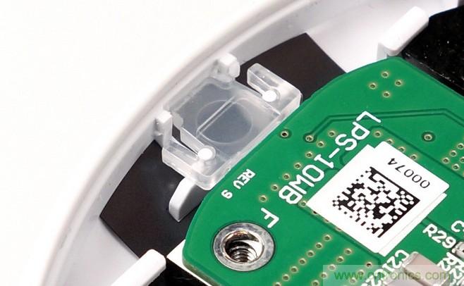 拆解對比：系出同門，小米、紫米無線充電器的差別有多大？