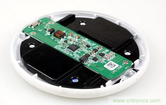 拆解對比：系出同門，小米、紫米無線充電器的差別有多大？