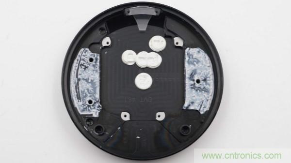 拆解華為保時捷設(shè)計快充無線充電器：憑啥能賣699？