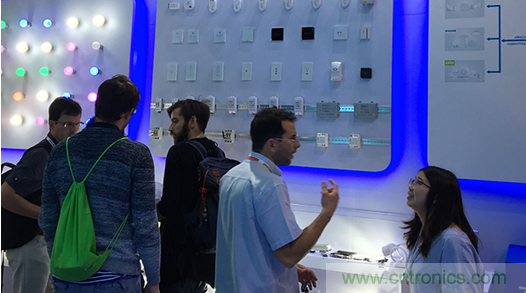 酷宅科技亮相&ldquo;環(huán)球資源消費(fèi)電子展&rdquo; 工業(yè)智控、智能灌溉備受海外買家關(guān)注