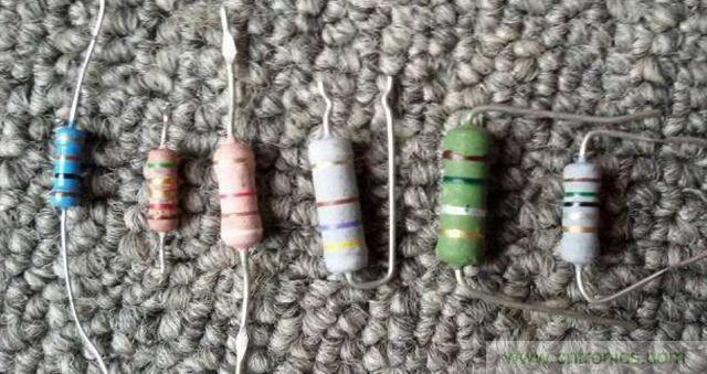 電阻器在電動(dòng)機(jī)實(shí)現(xiàn)降壓和限流起到什么作用？