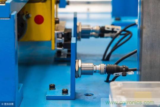 感應(yīng)電容超聲波，你都知道這些傳感器多大區(qū)別嗎？