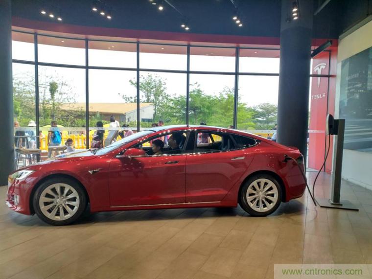 特斯拉一季度交付報(bào)告出爐，產(chǎn)能危機(jī)變需求危機(jī)？