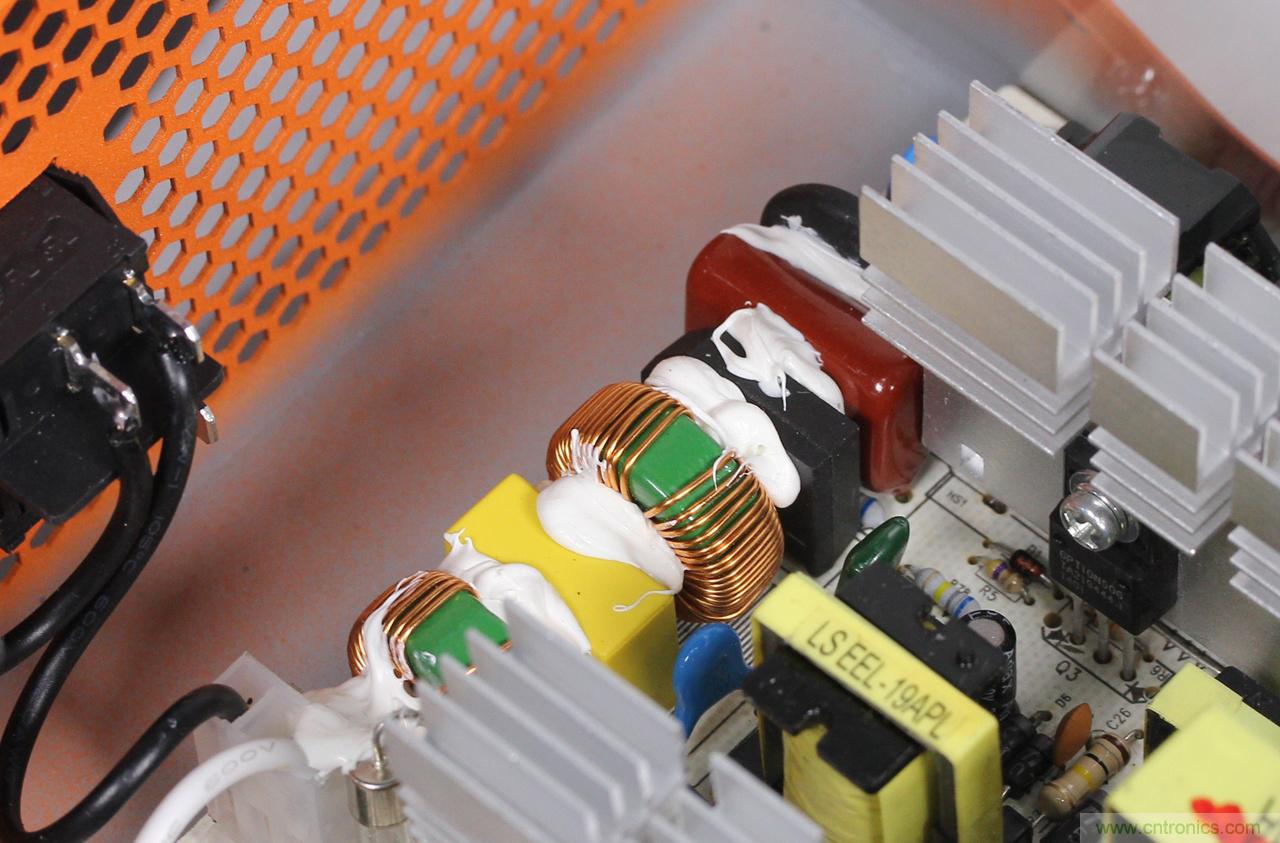 一文教你從電容名稱(chēng)了解各種電容的功能