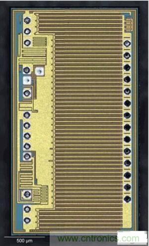 對比 SiC、GaN 和硅，哪種 AC 適配器性能最好？