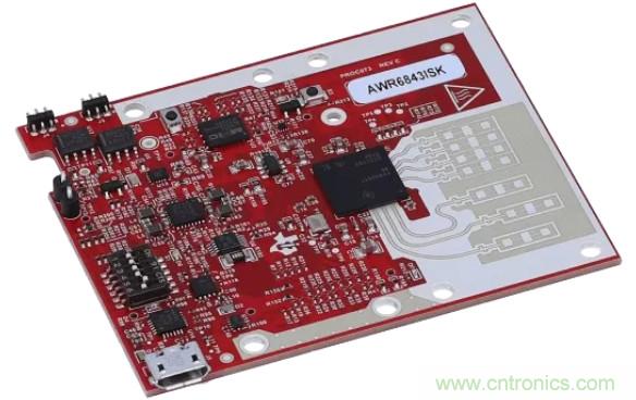 封裝集成天線技術 - 簡化汽車座艙內(nèi)雷達傳感器設計！
