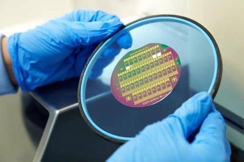 X-FAB與派恩杰達(dá)成長期戰(zhàn)略合作，共同推動全球SiC產(chǎn)業(yè)發(fā)展