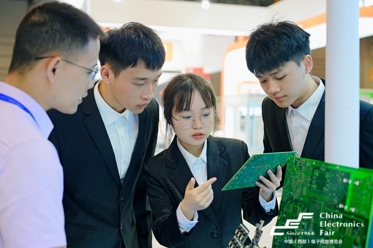 西部電博會(huì)揭秘新質(zhì)生產(chǎn)力，超前劇透亮點(diǎn)，這些展區(qū)不容錯(cuò)過(guò)！