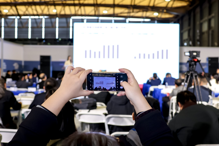 2025中國(guó)IC獨(dú)角獸論壇滬上啟幕，賦能半導(dǎo)體產(chǎn)業(yè)新未來(lái)