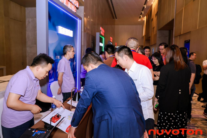 新唐科技以AI、新能源、汽車電子新品引領(lǐng)行業(yè)未來，巡回發(fā)布會完美收官！